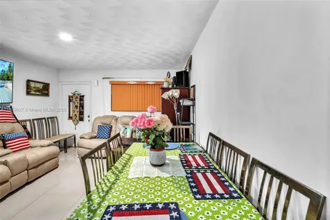 460 NE 132nd Street North Miami FL 33161