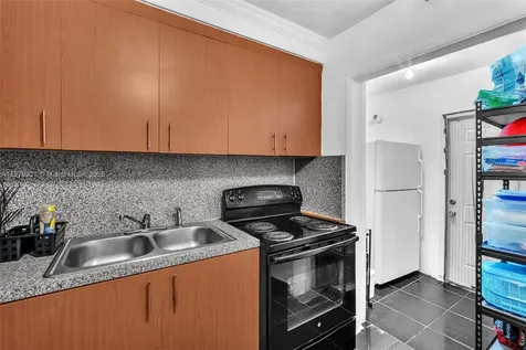 460 NE 132nd Street North Miami FL 33161