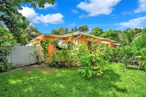 460 NE 132nd Street North Miami FL 33161