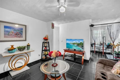 460 NE 132nd Street North Miami FL 33161