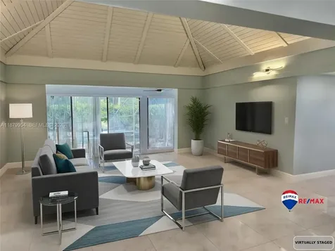 4713 Holly Drive Tamarac FL 33319