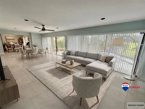 4713 Holly Drive Tamarac FL 33319