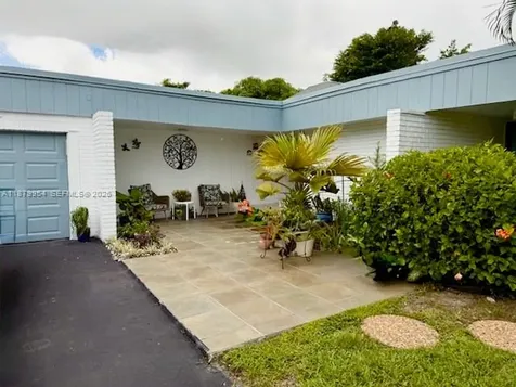 4713 Holly Drive Tamarac FL 33319