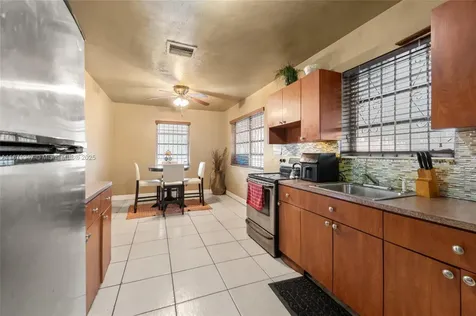 3265 NW 50th Street Miami FL 33142