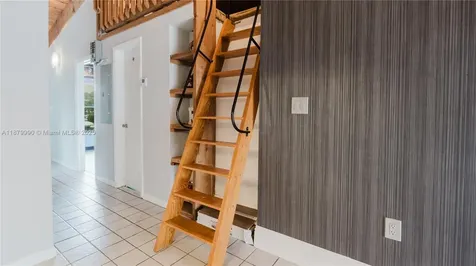2290 Oak Court Pembroke Pines FL 33026