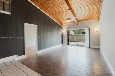 2290 Oak Court Pembroke Pines FL 33026