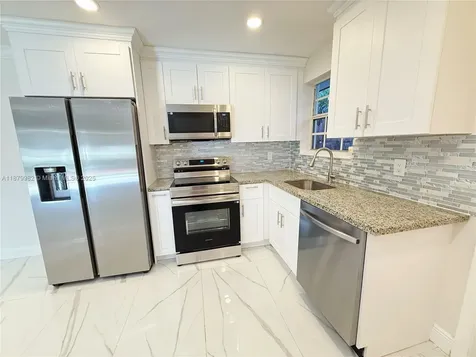 1666-1668 SW 9th Street Miami FL 33135