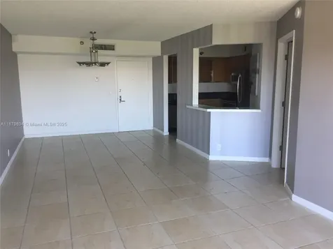 3300 NE 191st Street Aventura FL 33180
