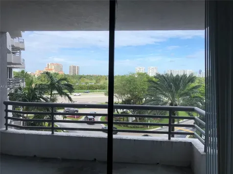 3300 NE 191st Street Aventura FL 33180