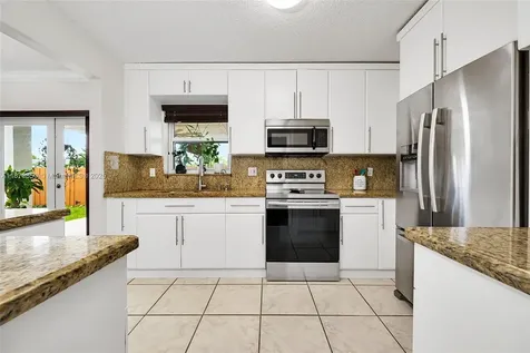 10340 SW 208th Lane Cutler Bay FL 33189