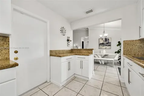 10340 SW 208th Lane Cutler Bay FL 33189