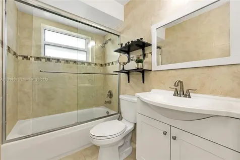 10340 SW 208th Lane Cutler Bay FL 33189