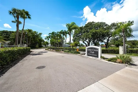 10340 SW 208th Lane Cutler Bay FL 33189