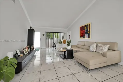 10340 SW 208th Lane Cutler Bay FL 33189