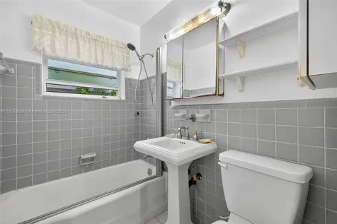 1460 NE 173rd Street North Miami Beach FL 33162