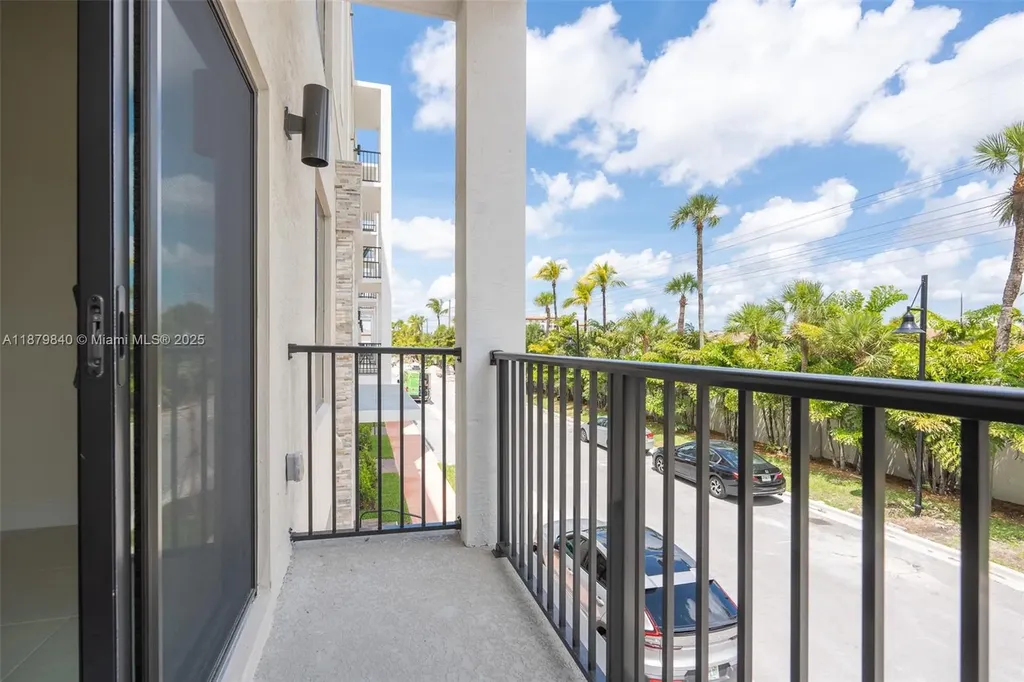 8001 NW 41st Street Doral FL 33166