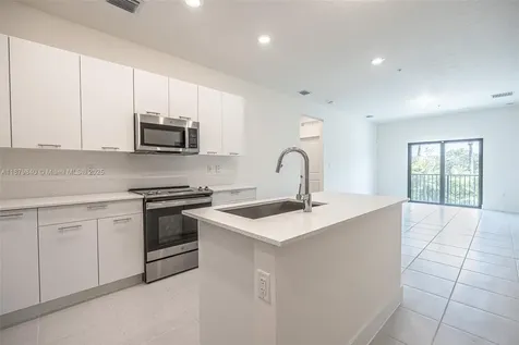 8001 NW 41st Street Doral FL 33166