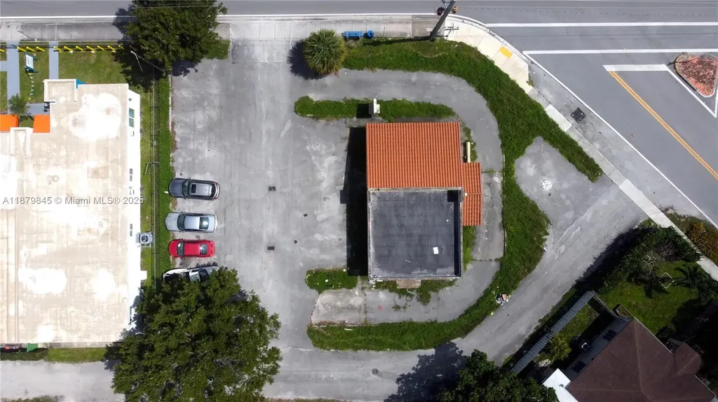14100 W Dixie Highway North Miami FL 33161