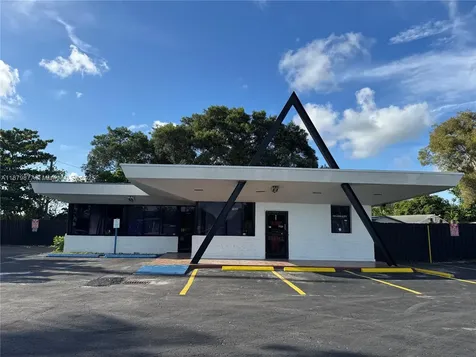 1605 NW 95th Street Miami FL 33147