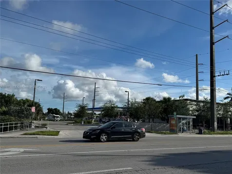 1605 NW 95th Street Miami FL 33147