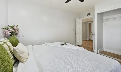 2652 N Carambola Circle Coconut Creek FL 33066