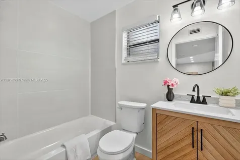2652 N Carambola Circle Coconut Creek FL 33066