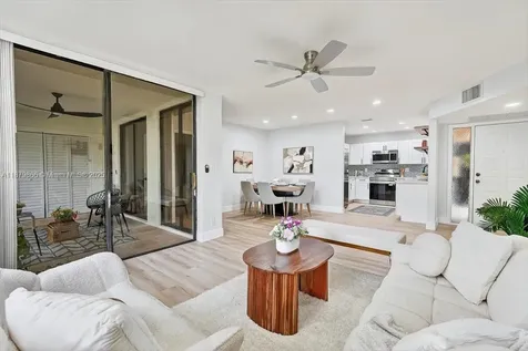 2652 N Carambola Circle Coconut Creek FL 33066