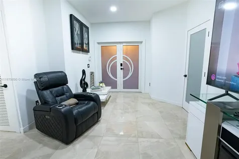1407 SE 7th Street Homestead FL 33033