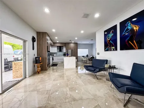 1407 SE 7th Street Homestead FL 33033