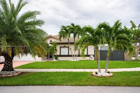 1407 SE 7th Street Homestead FL 33033
