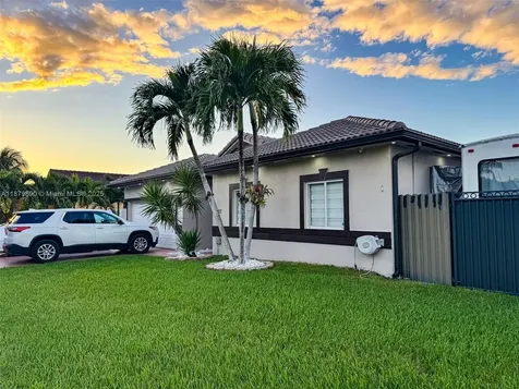 1407 SE 7th Street Homestead FL 33033