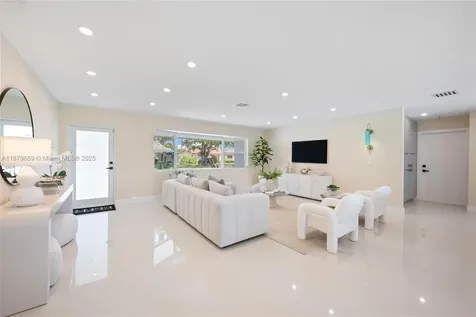 4800 Johnson Street Hollywood FL 33021