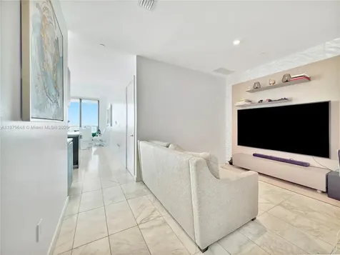 480 NE 31st Street Miami FL 33137