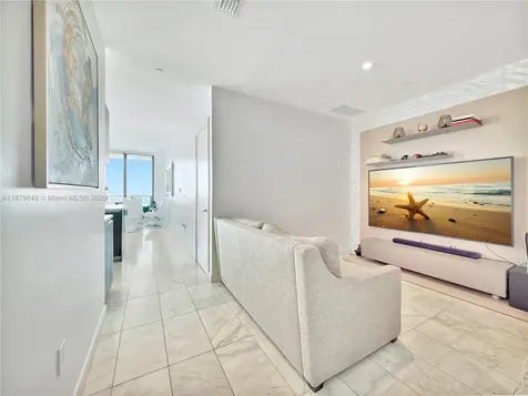 480 NE 31st Street Miami FL 33137