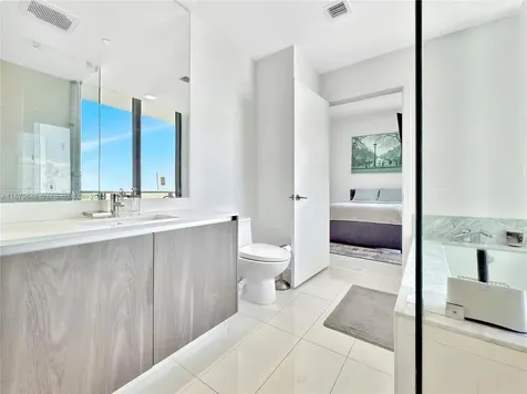 480 NE 31st Street Miami FL 33137