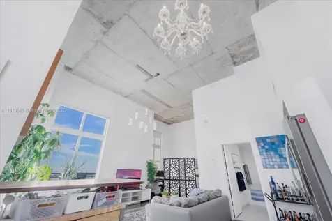 133 NE 2nd Avenue Miami FL 33132