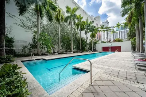 133 NE 2nd Avenue Miami FL 33132