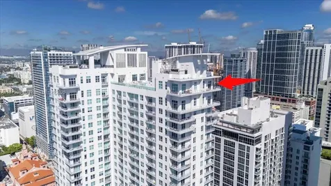 133 NE 2nd Avenue Miami FL 33132