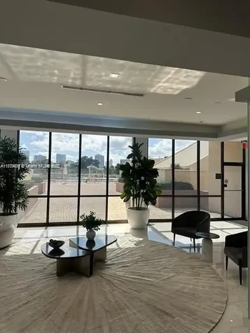 20301 W Country Club Drive Aventura FL 33180