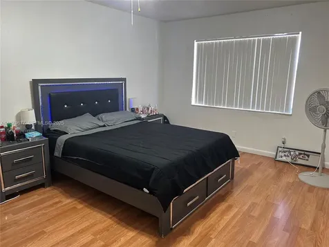 17901 NW 68th Avenue Hialeah FL 33015