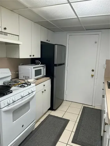 17901 NW 68th Avenue Hialeah FL 33015