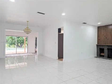 1190 NW 92nd Avenue Pembroke Pines FL 33024