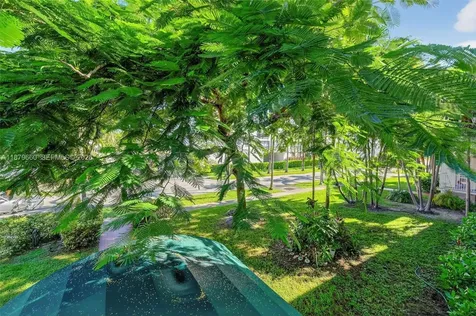 240 Galen Drive Key Biscayne FL 33149