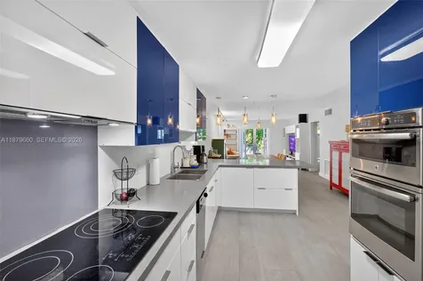 240 Galen Drive Key Biscayne FL 33149