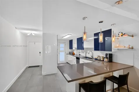 240 Galen Drive Key Biscayne FL 33149