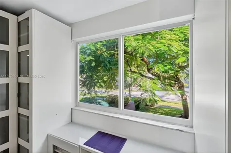 240 Galen Drive Key Biscayne FL 33149