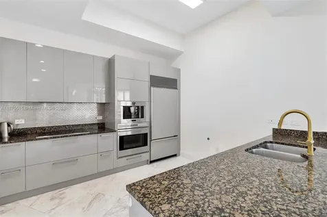 16001 Collins Avenue Sunny Isles Beach FL 33160