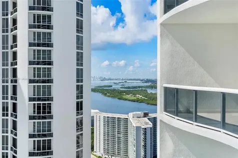 16001 Collins Avenue Sunny Isles Beach FL 33160