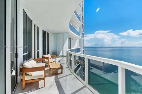 16001 Collins Avenue Sunny Isles Beach FL 33160