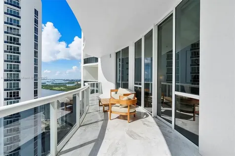 16001 Collins Avenue Sunny Isles Beach FL 33160